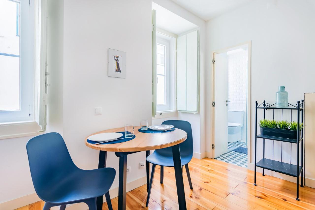 Romantic Alfama Getaway Lisbon Luaran gambar